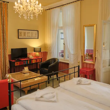 Maison d'hôtes Anno 1900 Babelsberg 3*