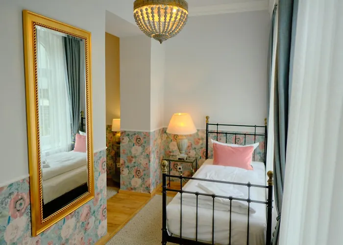 Anno 1900 Babelsberg בית הארחה פוטסדאם