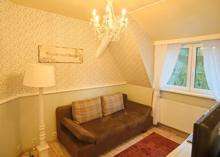 Anno 1900 Babelsberg Гостевой дом 3*